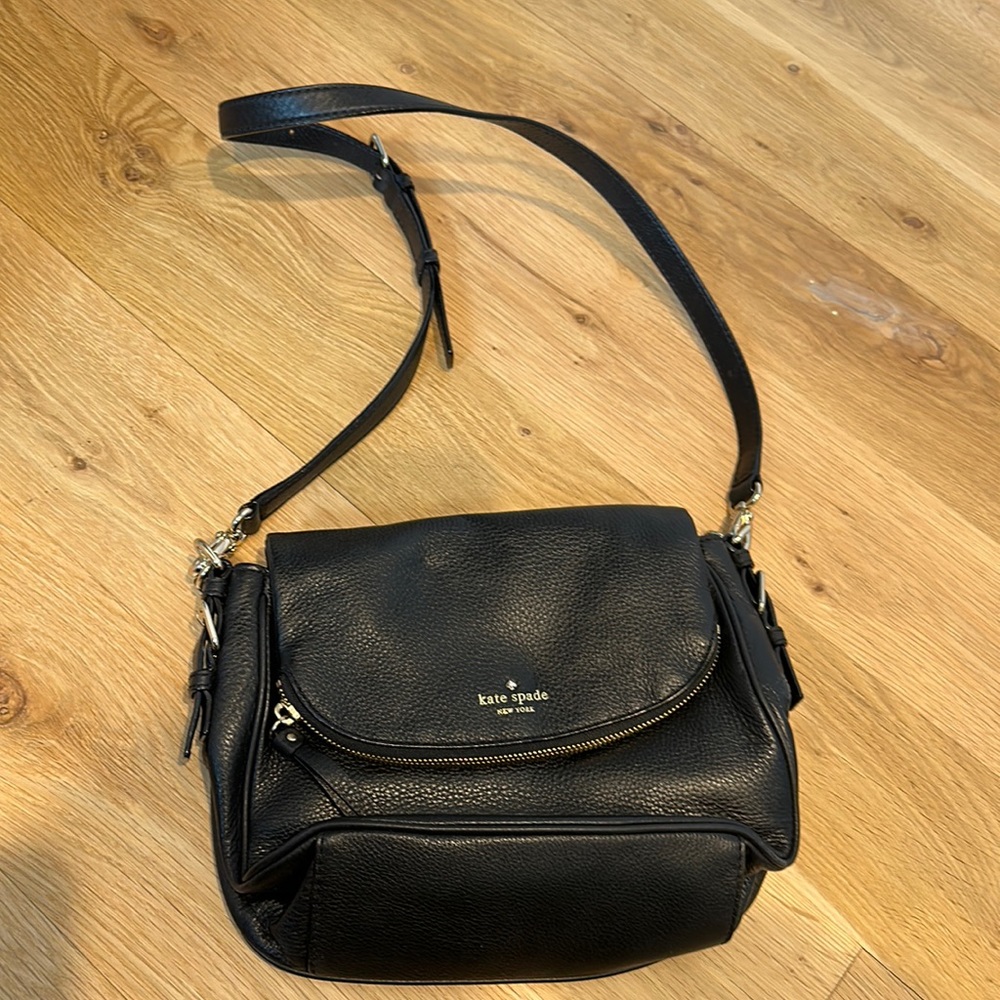 Kate Spade crossbody or tote. In Used but good condition